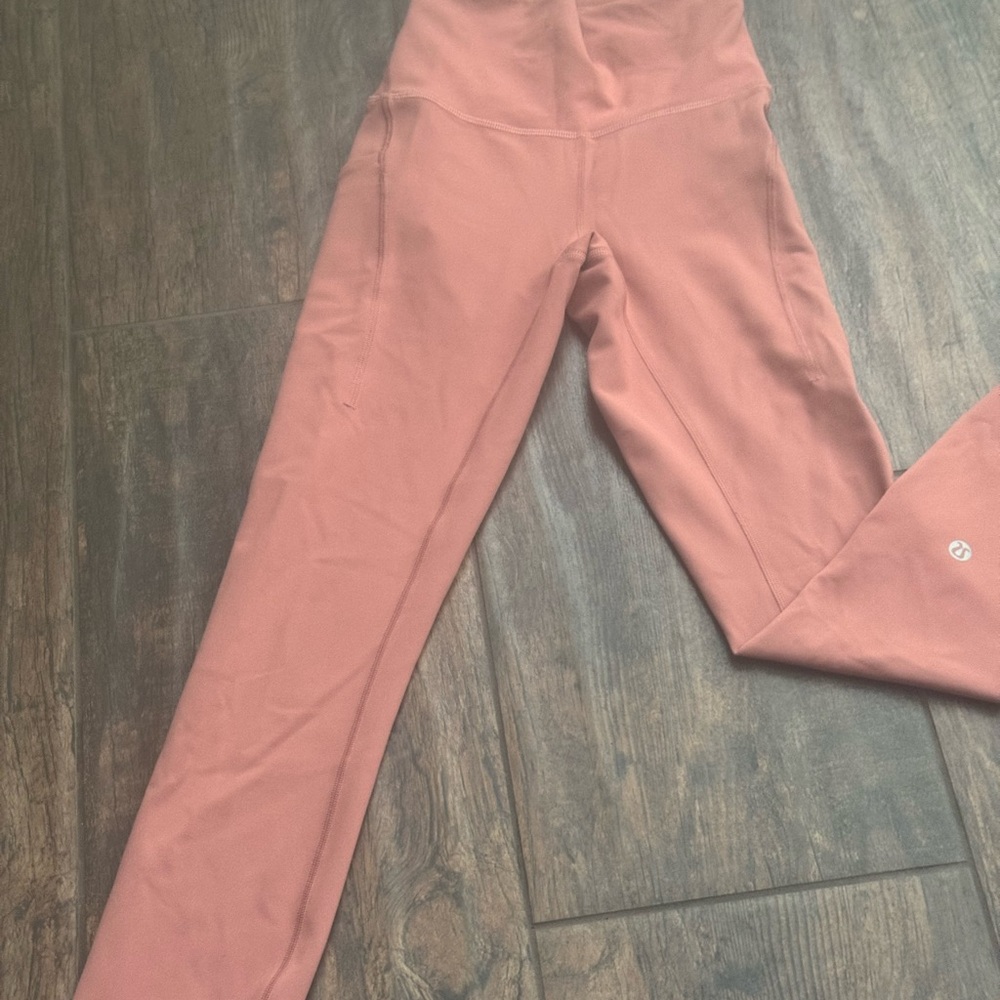 Lululemon Athletica Pink Leggings with High Waist Comfort